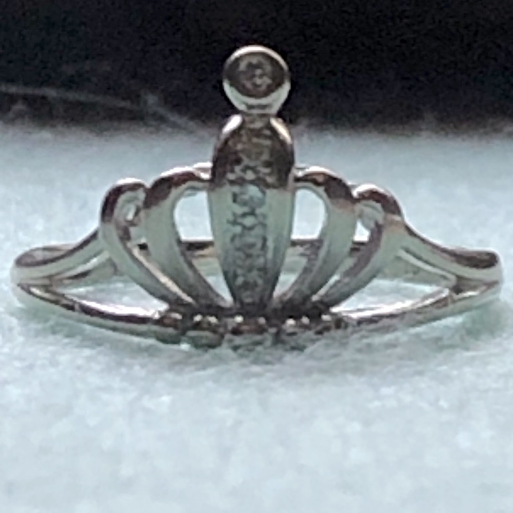 10K White Gold Princess Crown Ring w/Diamonds